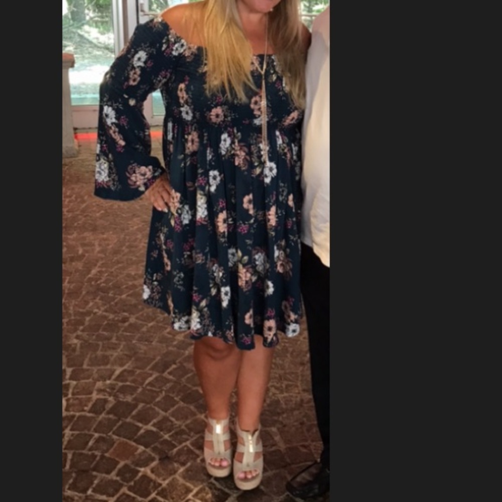 Torrid off the shoulder bell sleeve dress